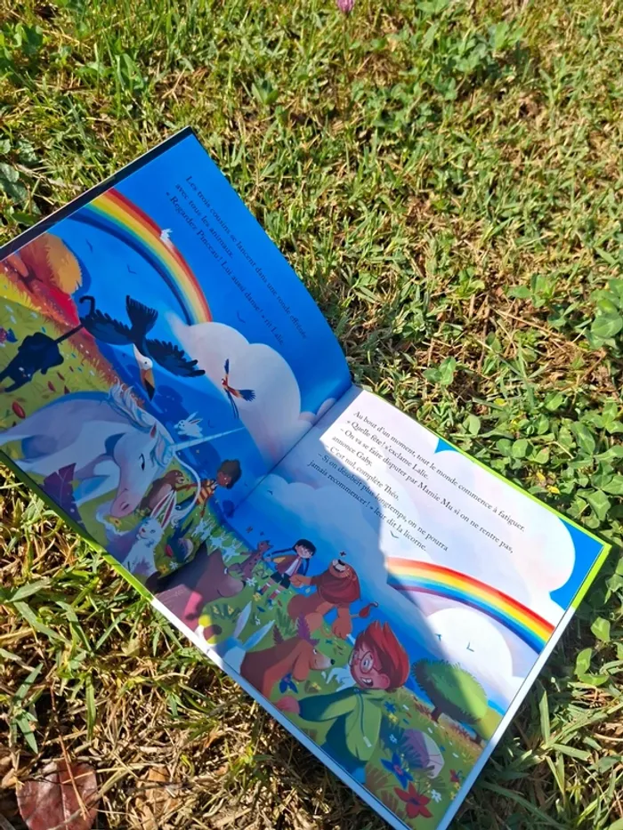 Livre mcdo la dame a la licorne - photo numéro 2