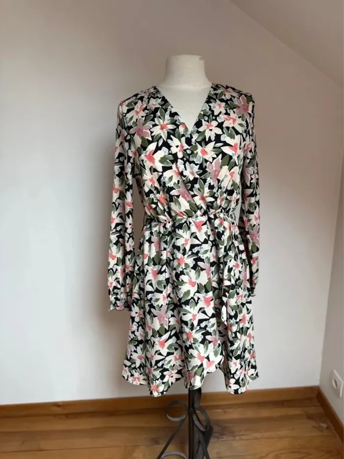 Superbe robe neuve fleurie fluide Ikoone & Bianca 🌸 M L 38 40