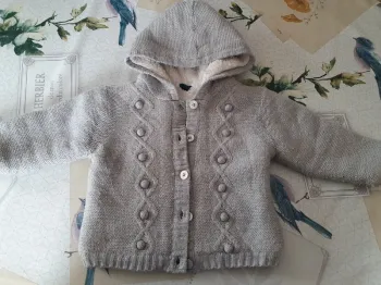 Veste fourré à capuche 18 mois
