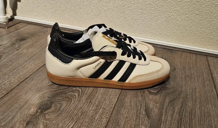 Adidas Samba taille 38.5 - photo numéro 2