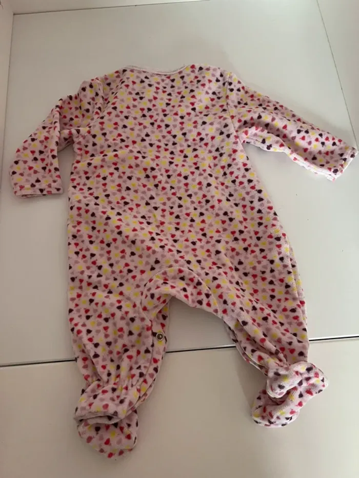 Pyjama 3 mois - photo numéro 3