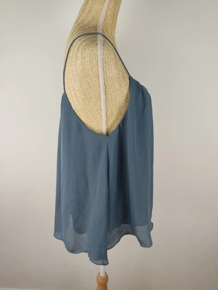 Débardeur à bretelles ample et fluide gris bleu taille L Just Female - photo numéro 3