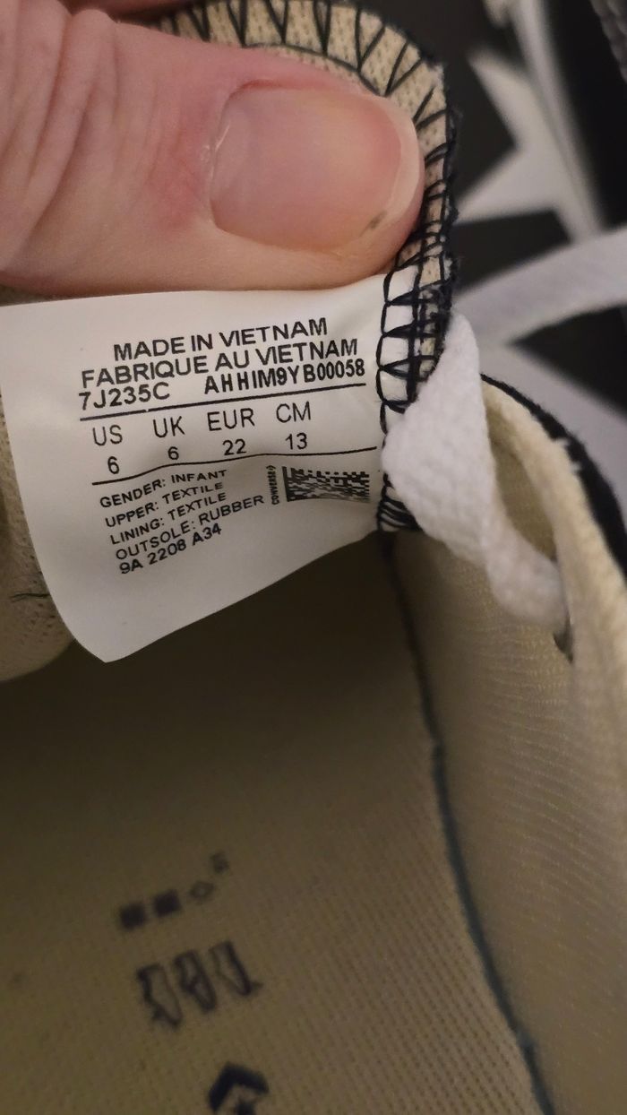 🥰🤩superbes  Baskets CONVERSES ALL STAR  Pointure 22 unisex (mises 1h)!!🥰🤩 - photo numéro 6