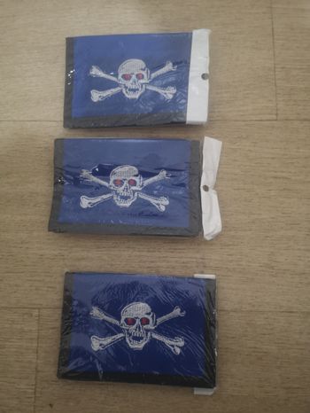 Porte feuille tête de mort 