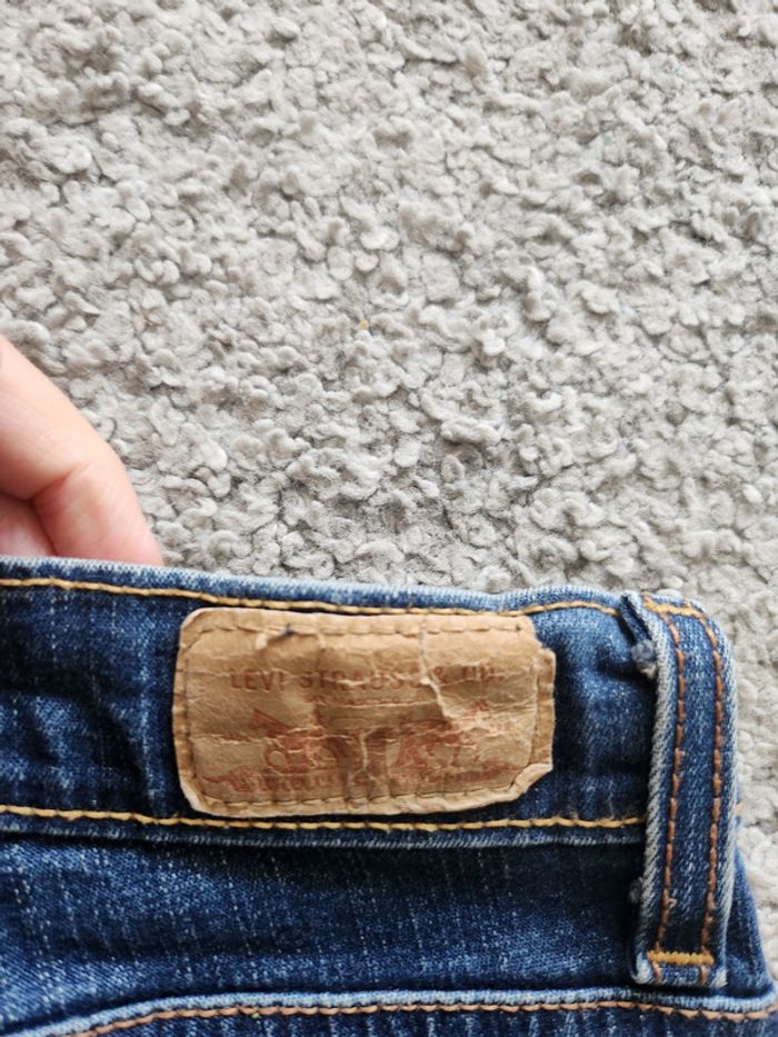 Jean Levi's bootcut modèle 712 taille 38 - photo numéro 6