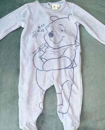 Pyjama taille 6 mois en bonne états