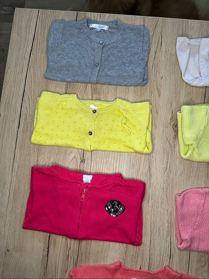 Lot de 7 gilets - photo numéro 2