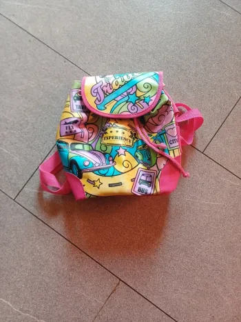 Joli sac à dos petite fille idéal maternelle