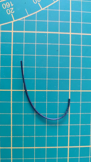 Pièce 19P du fascicule n°19 numéro 19 pièce détachée Renault R8 Gordini 1/8 1/8ème Eaglemoss collect