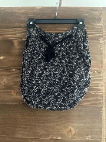 Jupe boule à motif beige et noir