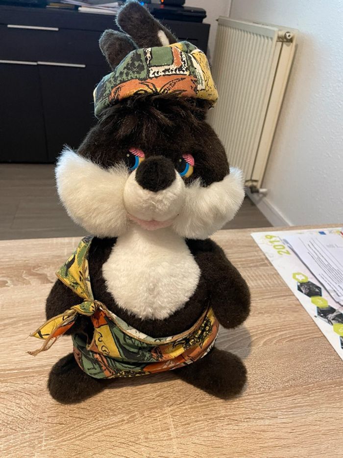 Magnifique peluche lapin Galeries Lafayette - photo numéro 2