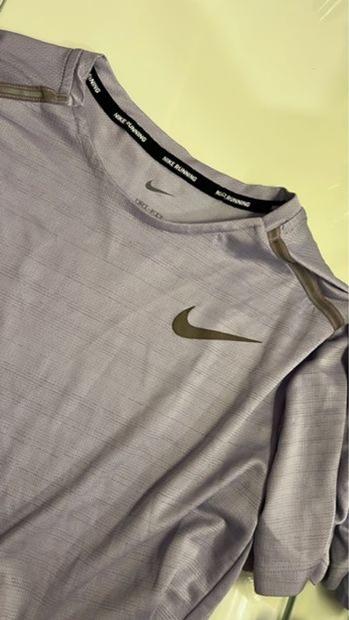 T-shirt Nike