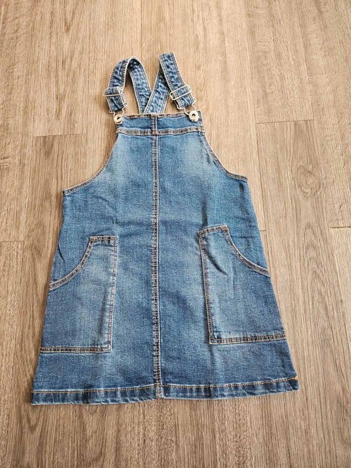 Robe salopette taille 7 ans
