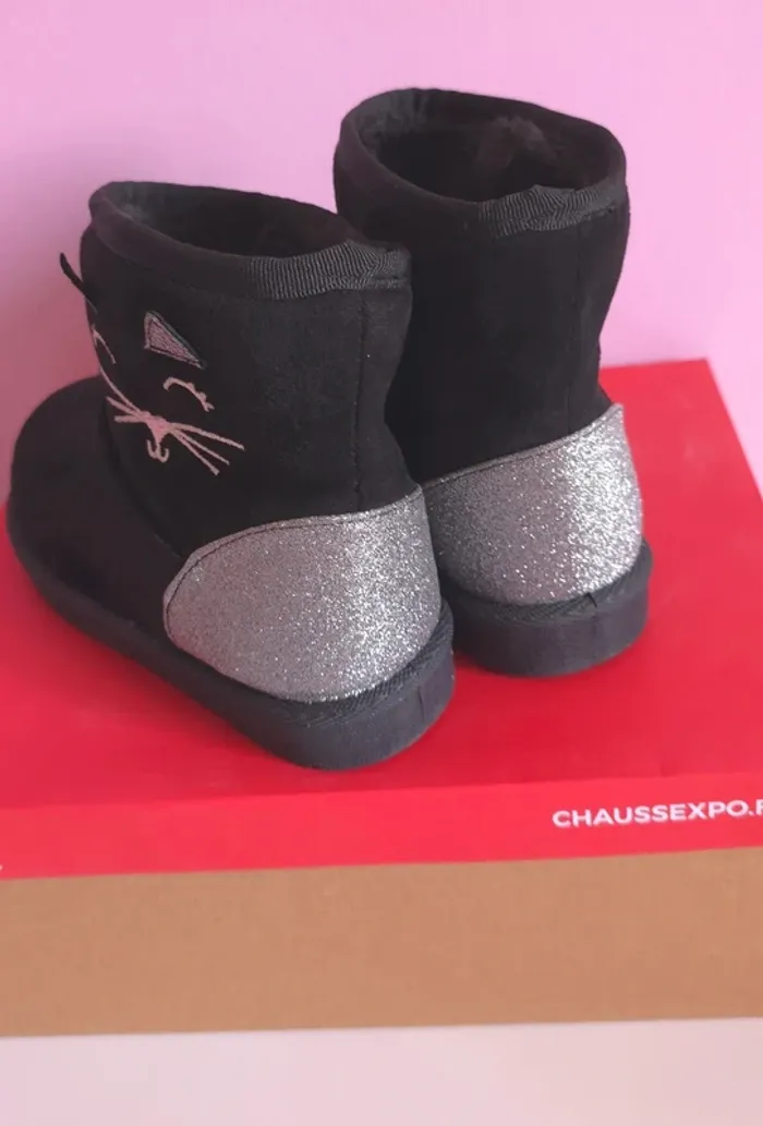 Adorable bottines fourré chat taille 29 - photo numéro 3