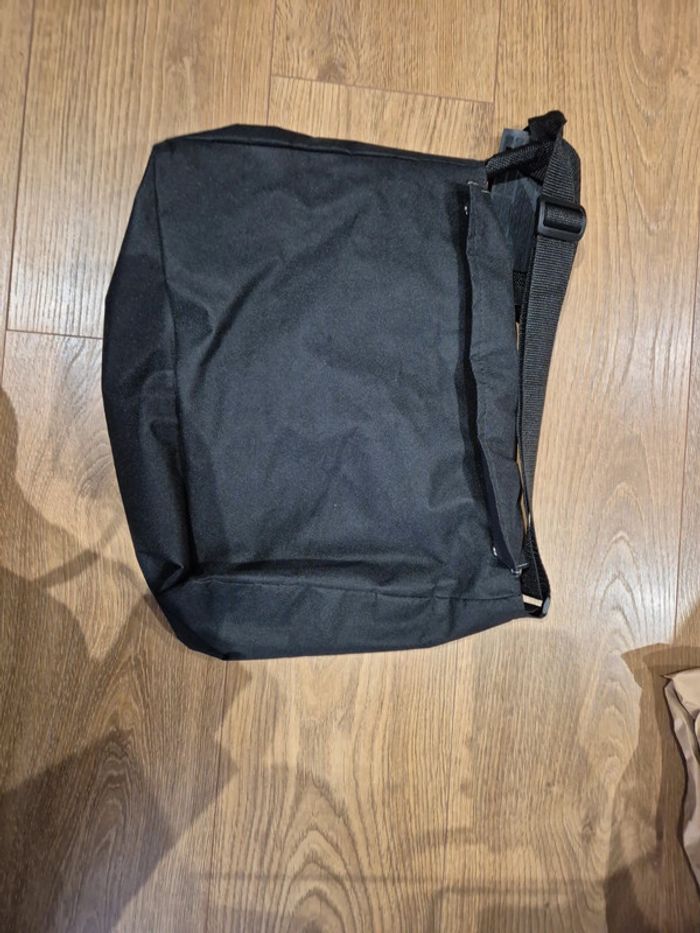 Sac bandoulière réglable neuf - photo numéro 5