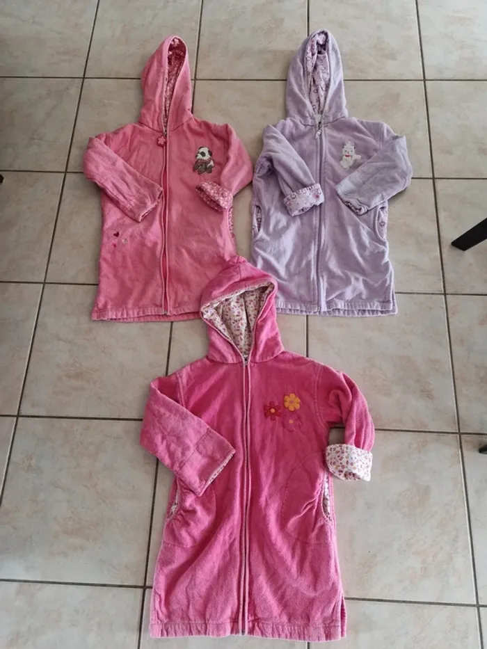 Lot 3 peignoirs de bain piscine douche carre blanc taille 4 ans