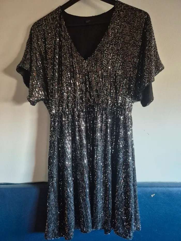 Robe pailletée