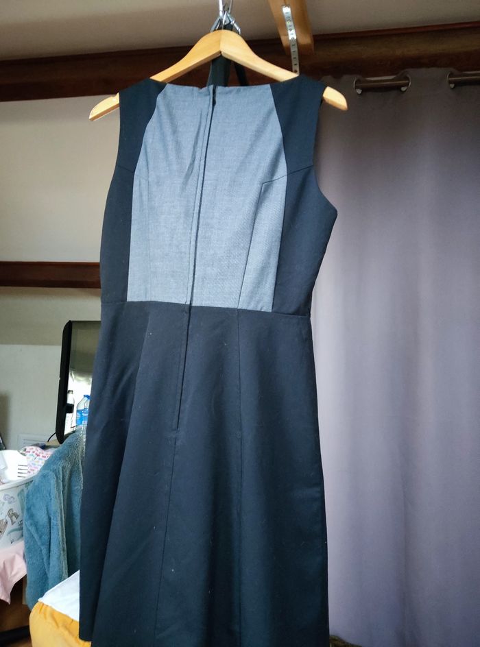 Robe noir et grise - photo numéro 2