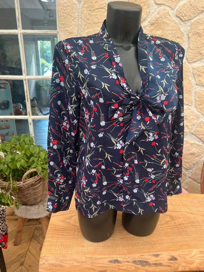 Blouse Lovie & co femme taille S 36 bleu marine à fleurs rouge - photo numéro 6