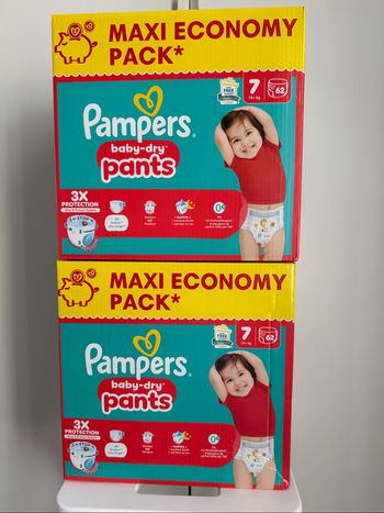 124 couches Pampers pants taille 7