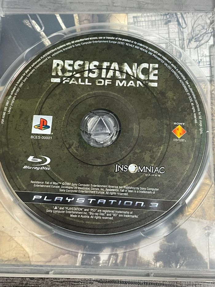 Resistance:Fall of man Jeu PS3 complet Sony - photo numéro 2