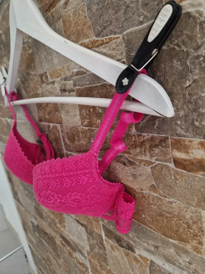 1 soutien-gorge rose taille 85 B marque ETAM - photo numéro 3