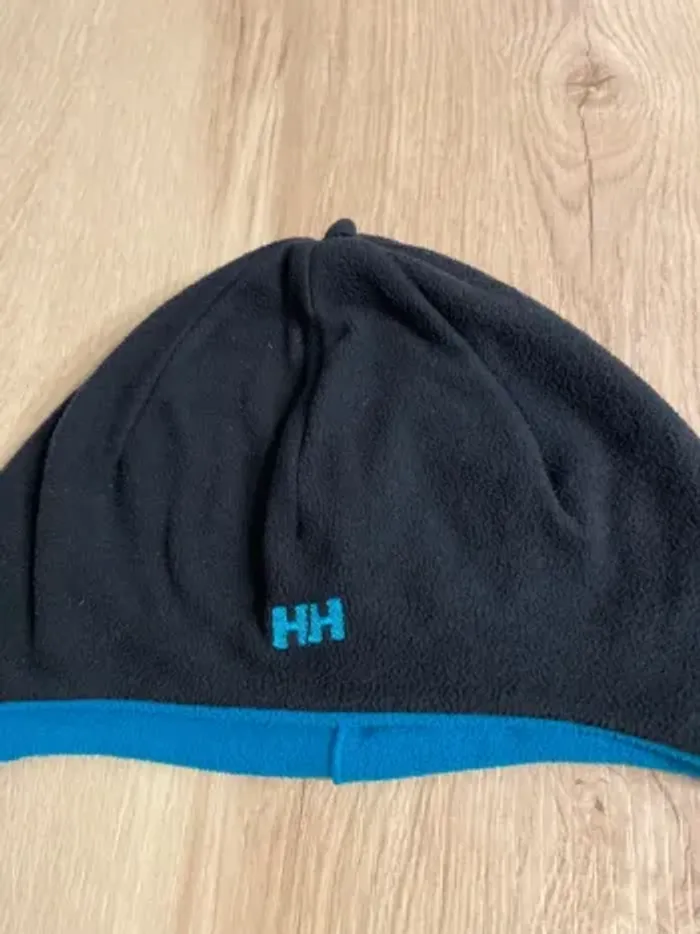 Magnifique bonnet Helly Hansen - photo numéro 2