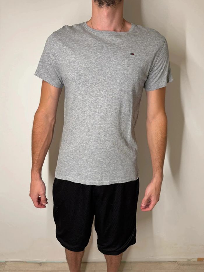 T-shirt Tommy Hilfiger homme Taille S gris