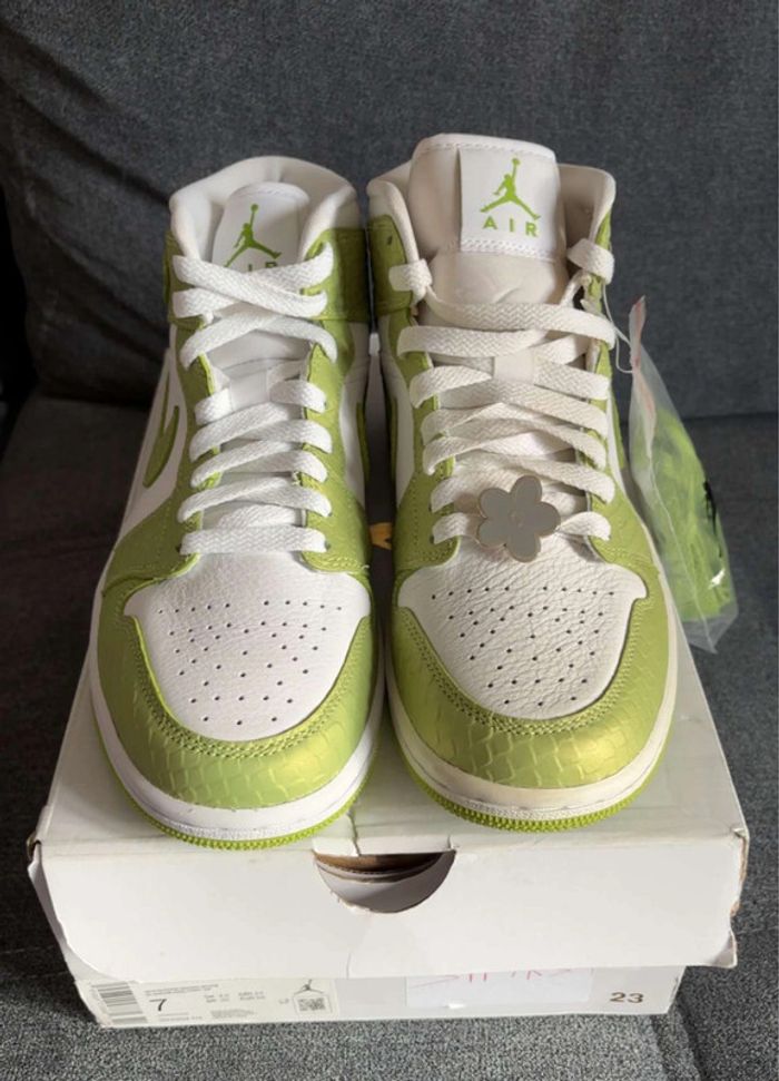 Jordan 1 mid vert python - photo numéro 3