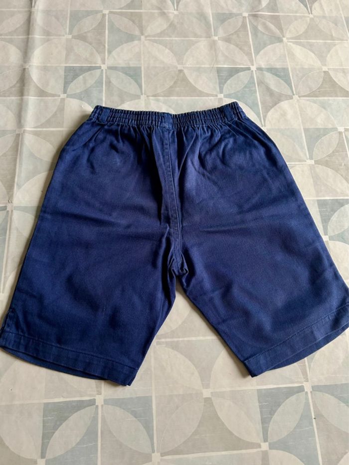 Short garçon - taille 23 mois - Kiabi - en très bon état - photo numéro 2