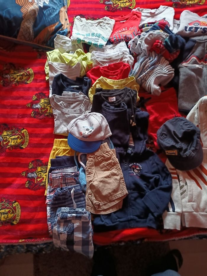 Gros lot vêtements  24/36 - photo numéro 3