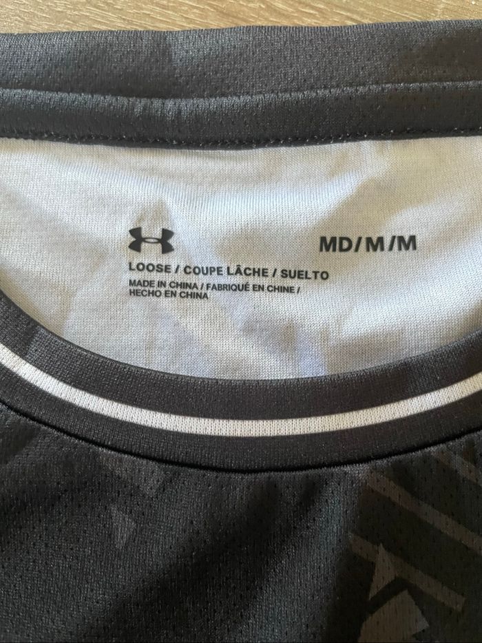 T shirt under armour - photo numéro 3