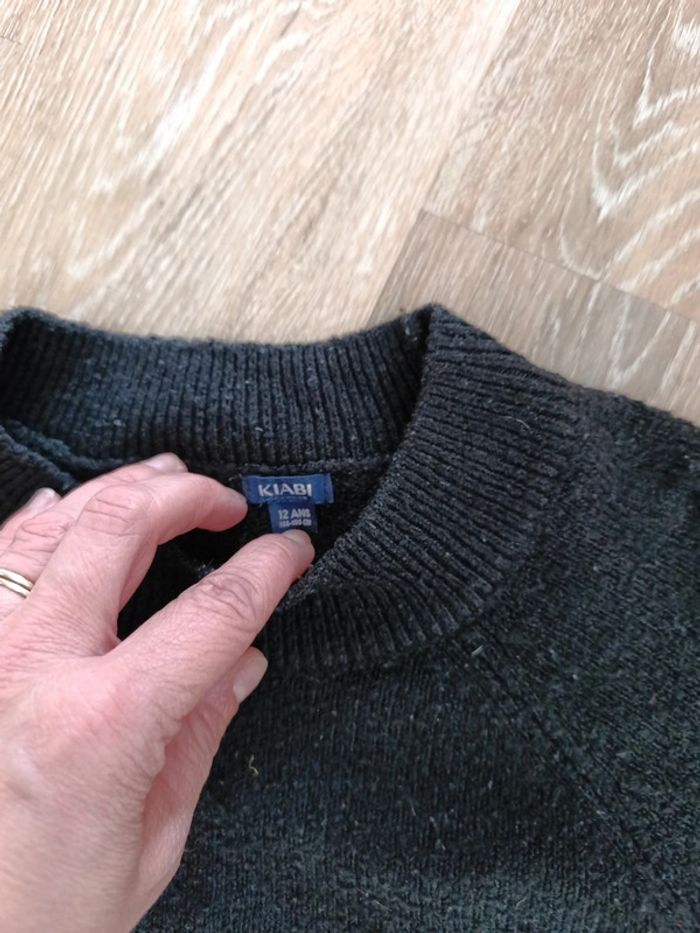 Pull noir - photo numéro 2