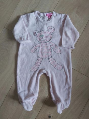 Grenouillère/pyjama velours fille 6 mois (78)