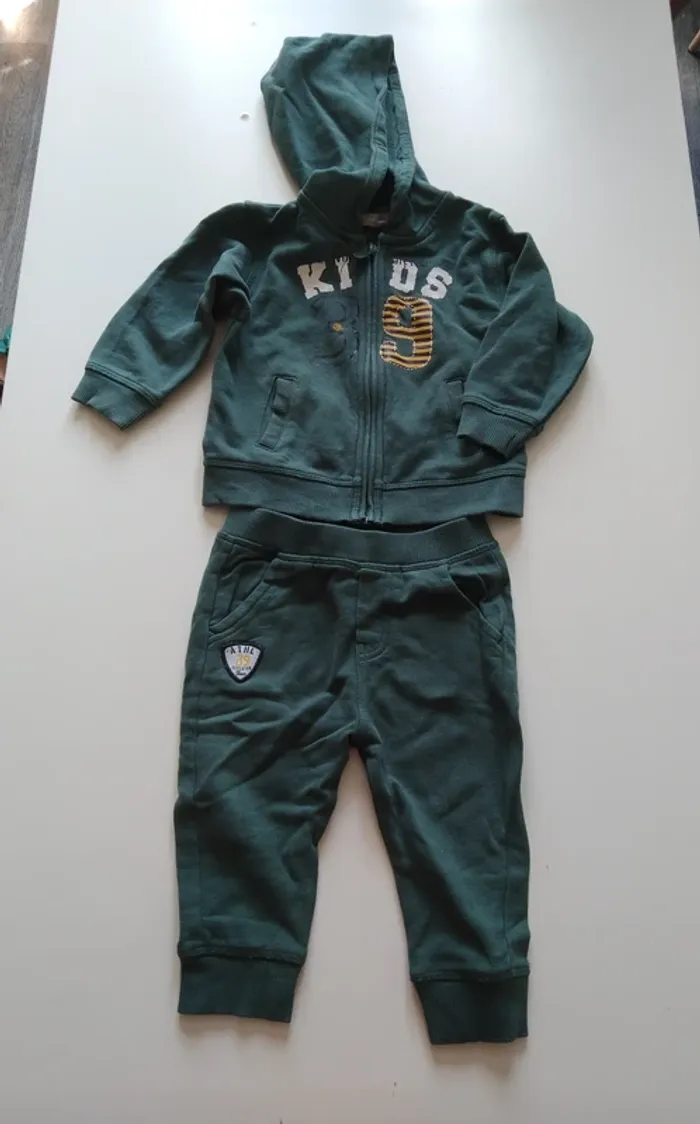 ensemble sweat capuche + jogging garcon 12 mois grain de blé
