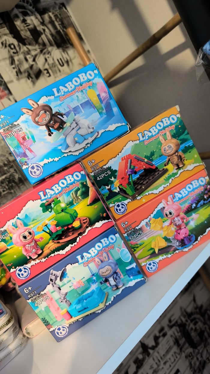 Lego labubu