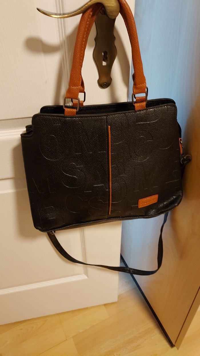 Sac noir bandoulière et à main