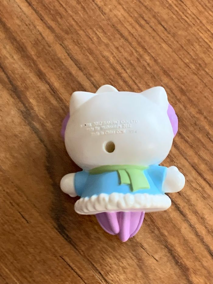 Figurine Hello Kitty. 2012. - photo numéro 3