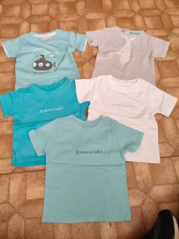 Lot de t-shirt mes petits cailloux 6 mois
