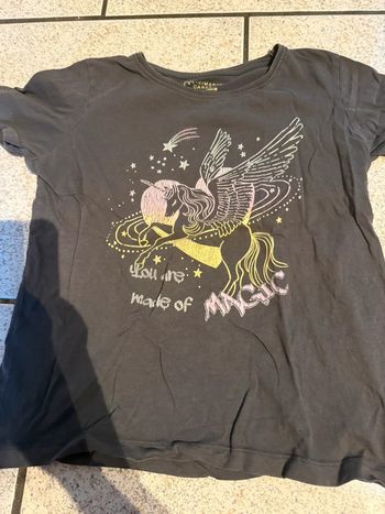 T-shirt 11-12 ans