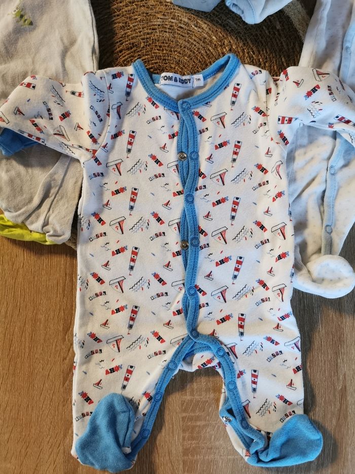 Lot pyjamas léger 1 mois - photo numéro 3