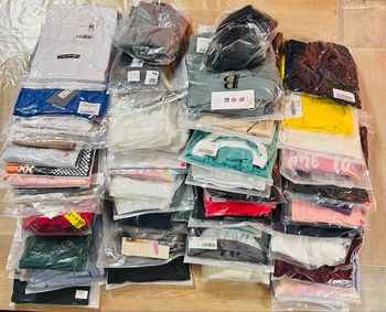 Lot de 55 vêtements femme taille L//XL