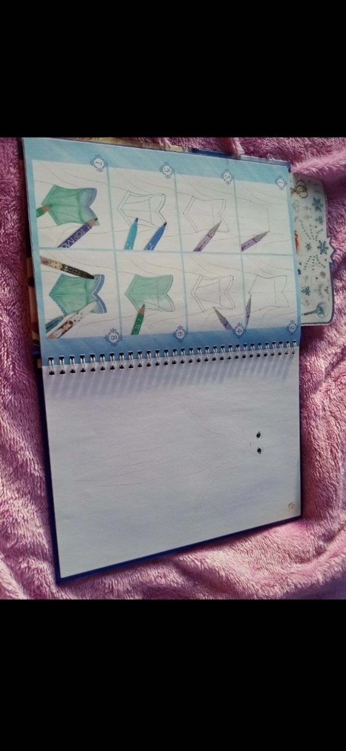 Lot de 3 livres avec stickers - photo numéro 8