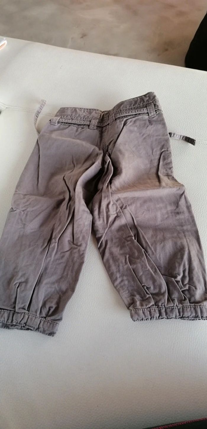 Pantalon gris clair 2 ans - photo numéro 2