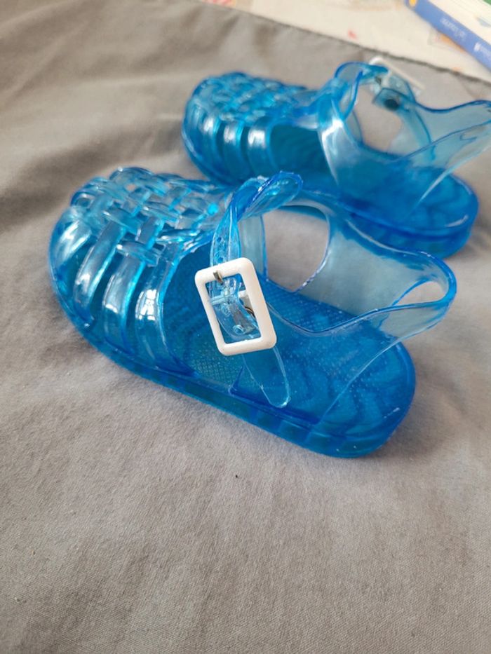 Chaussures de plage et piscine P22 - photo numéro 2