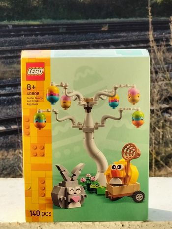 Lego le lapin de Pâques et la chasse aux œufs 