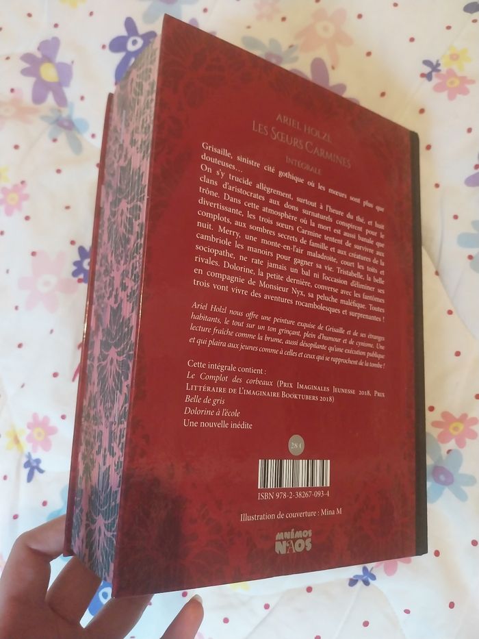 Roman Les Soeurs Carmine Intégrale Relié Collector avec jaspage Ariel Holzl Trilogie - photo numéro 3