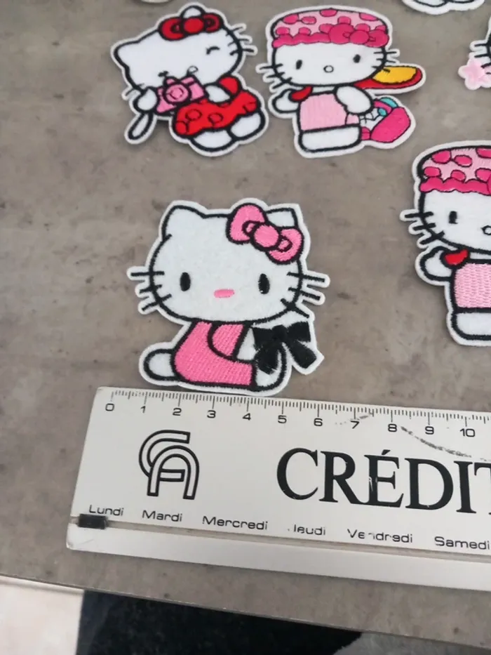 Patchs hello kitty - photo numéro 2