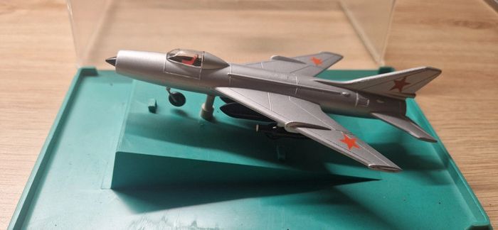 Miniature SUKHOI - photo numéro 2