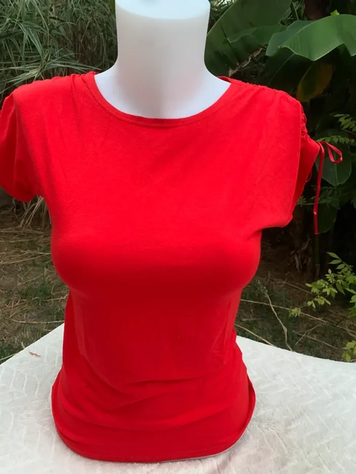 Teeshirt rené derhy collection uni taille 36 manches courtes